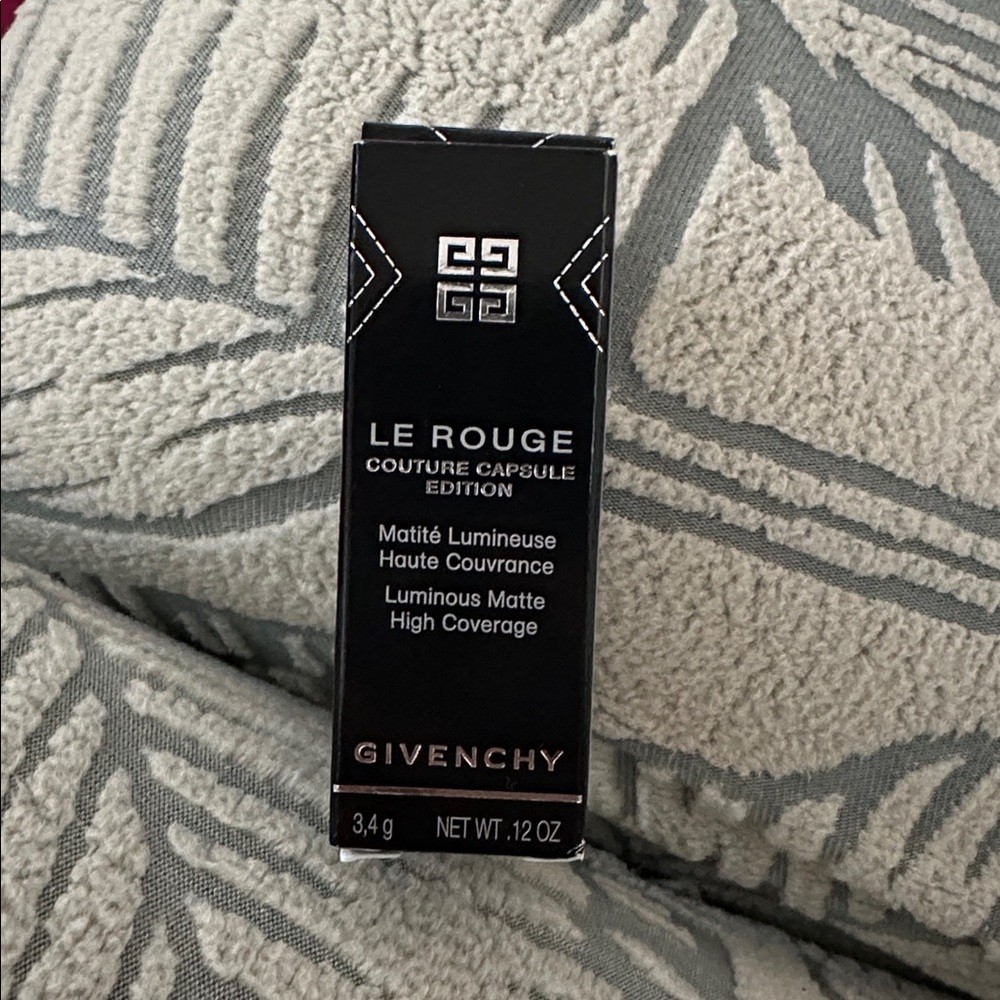 Givenchy Rouge Lipstick - Vibrant Red - Picture 7 of 16